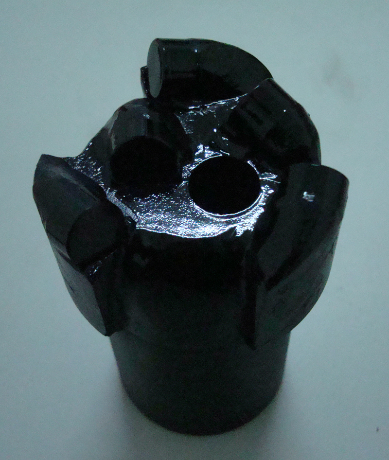 PDC matrix body bit